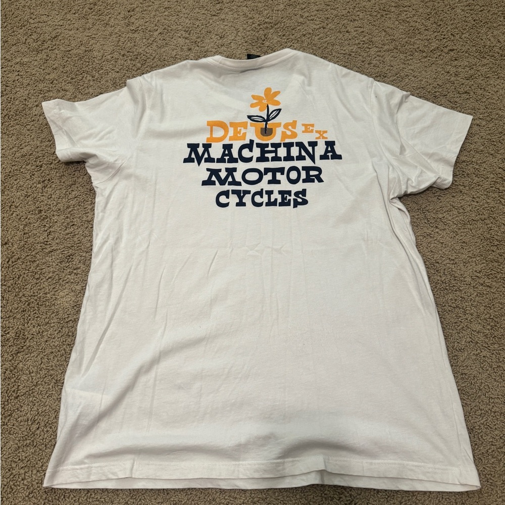 Deus Ex Machina Tee. Size XXL